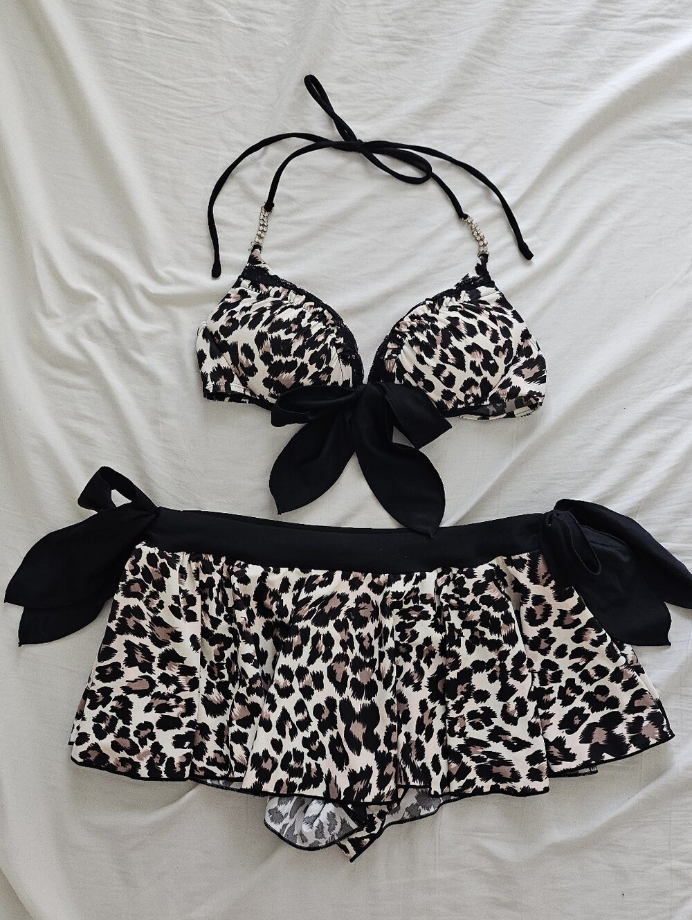 Gyaru Brand Leopard And Rhinestone Bikini Skirt Set With Bows Built-in Shorts